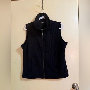 Onque Casuals Black Quilted Vest
